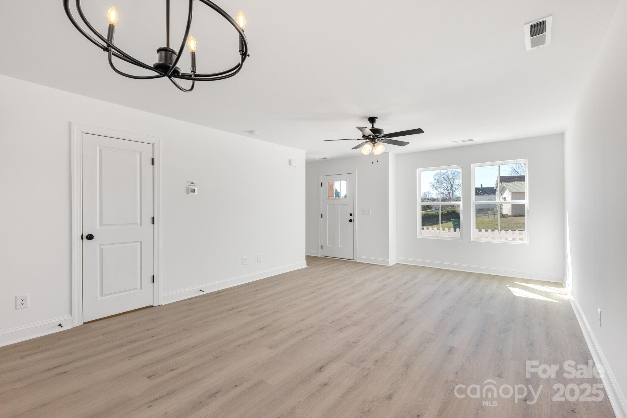 233 East Rice Street, Unit 9 Landis, NC 28088 - Photo 8 of 20 Gallery Image 8