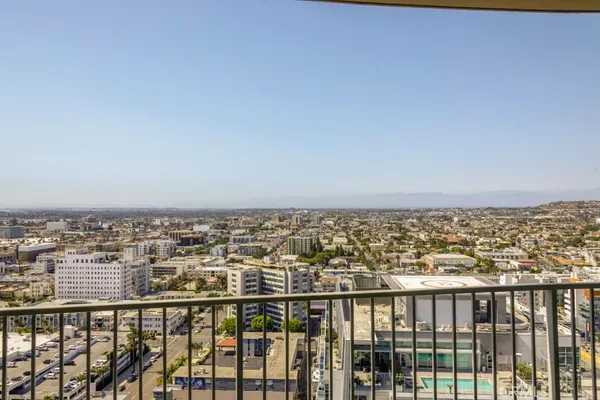 $730,000 | 700 East Ocean Boulevard, Unit 3102, Long Beach, CA 90802