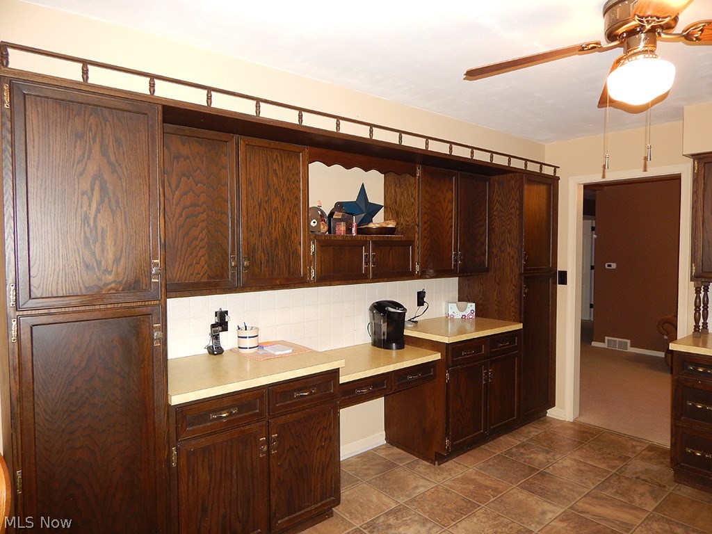 4634 Poe Road Medina, OH 44256 - Photo 4 of 23 Gallery Image 4