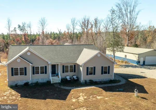 $695,900 | 564 Equestrian Trail Way, Bumpass, VA 23024