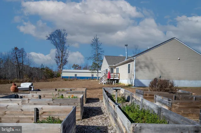 $724,900 | 564 Equestrian Trail Way, Bumpass, VA 23024