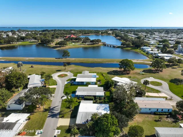 $1,845 | 909 Sequoia Street, Barefoot Bay, FL 32976