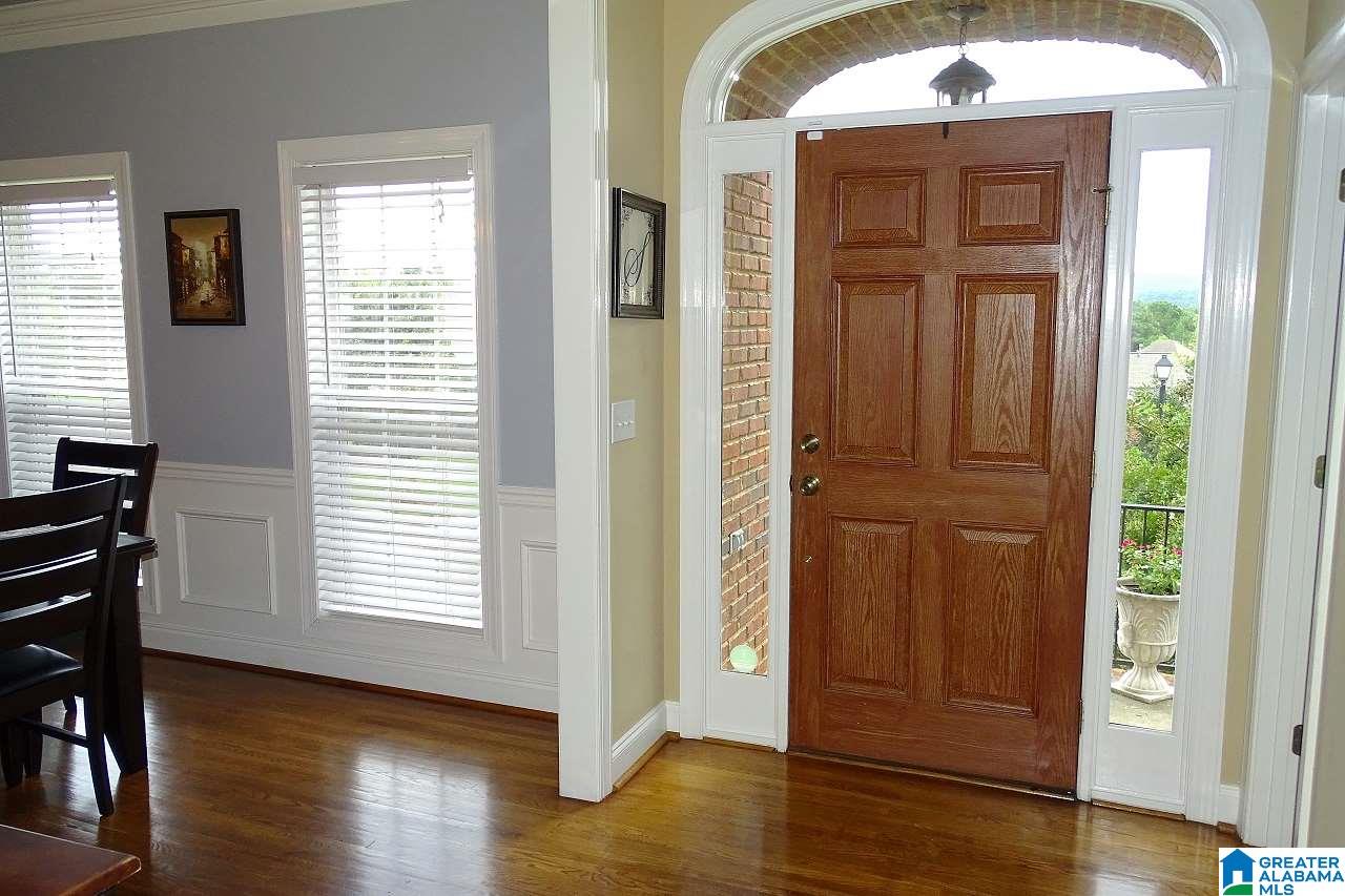 829 Meadow Ridge Lane Birmingham, AL 35242 - Photo 4 of 28