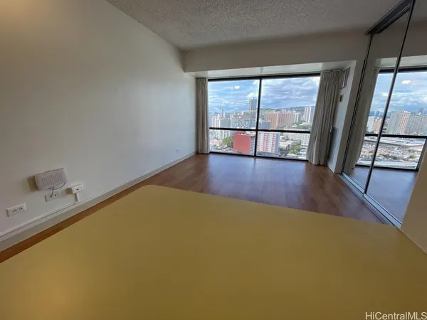 $1,850 | 1750 Kalakaua Avenue, Unit 1901, Honolulu, HI 96826
