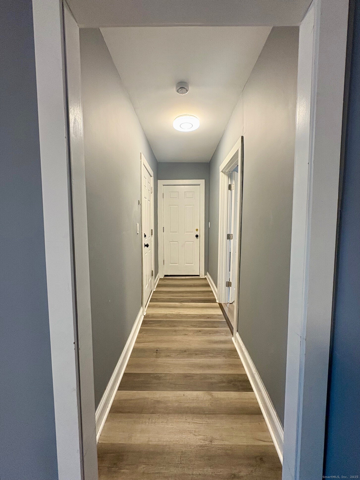 8 Read Street New Haven, CT 06511 - Photo 13 of 21 a view of entryway