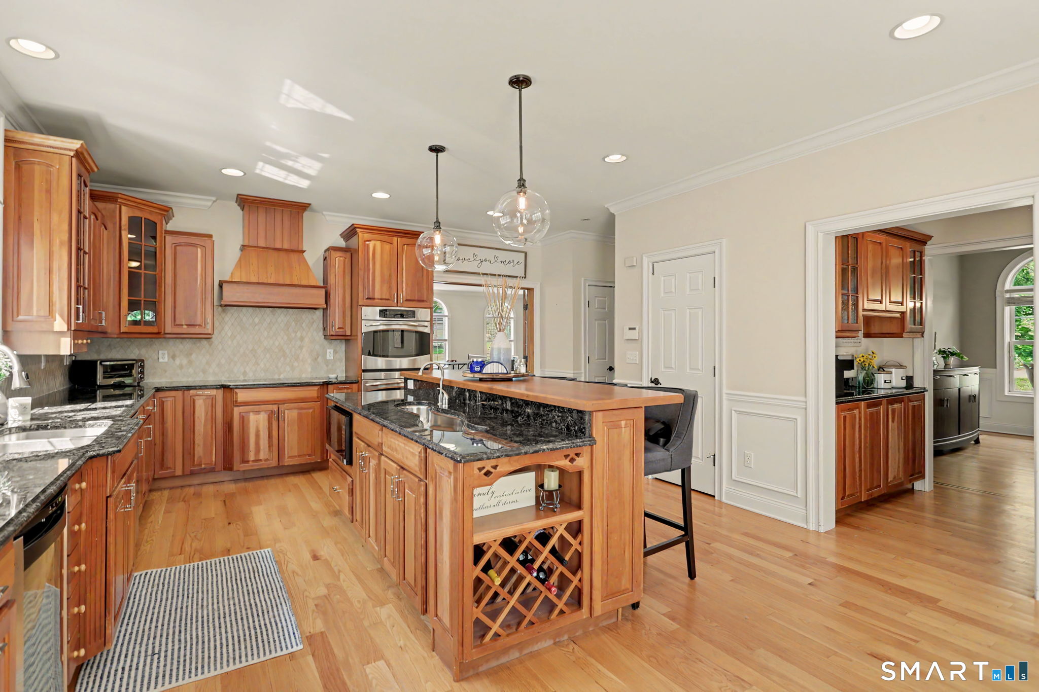 282 Glen Ridge Road Fairfield, CT 06825 - Photo 15 of 40