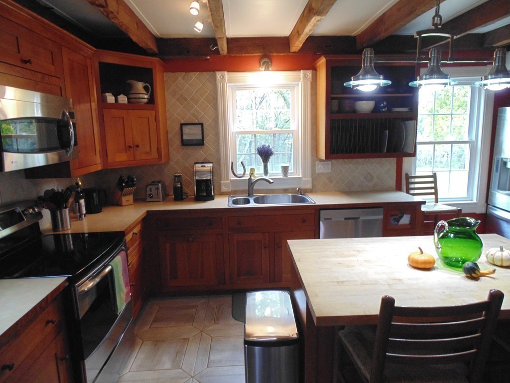 220 Middle Street West Newbury, MA 01985 - Photo 11 of 29