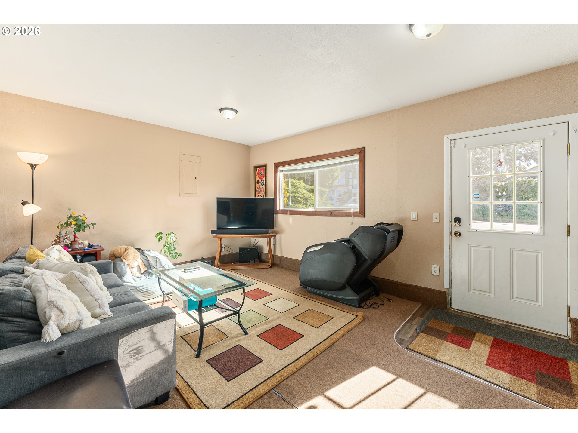 21001 Southeast Yamhill Street Gresham, OR 97030 - Photo 11 of 30 Family Room