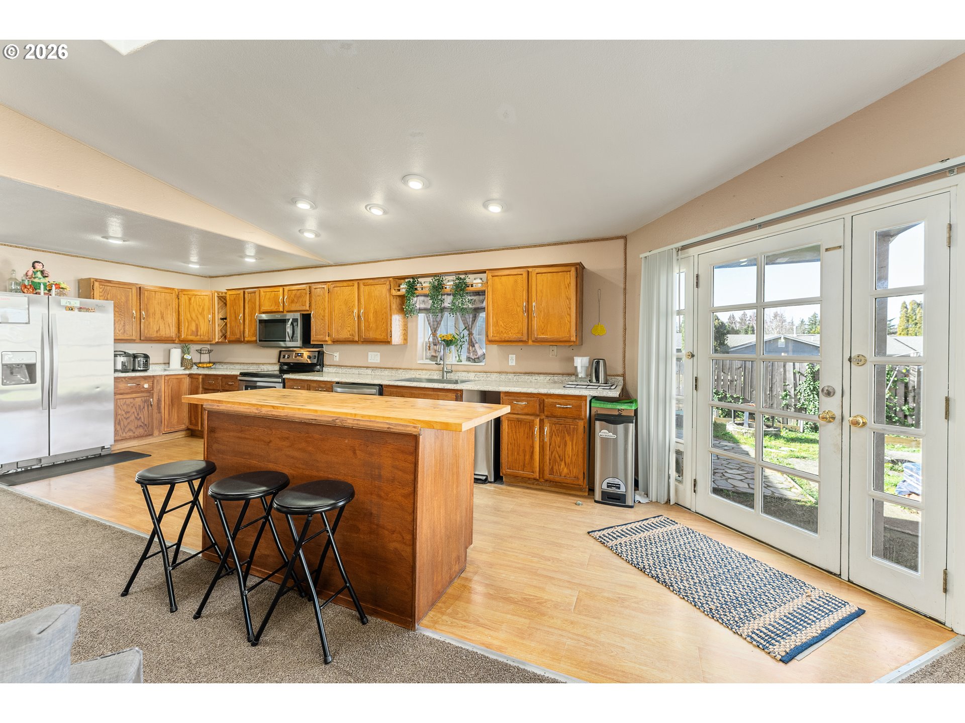 21001 Southeast Yamhill Street Gresham, OR 97030 - Photo 7 of 30 Kitchen