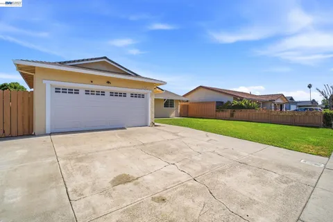 $1,199,000 | 2473 Balmoral Street, Union City, CA 94587