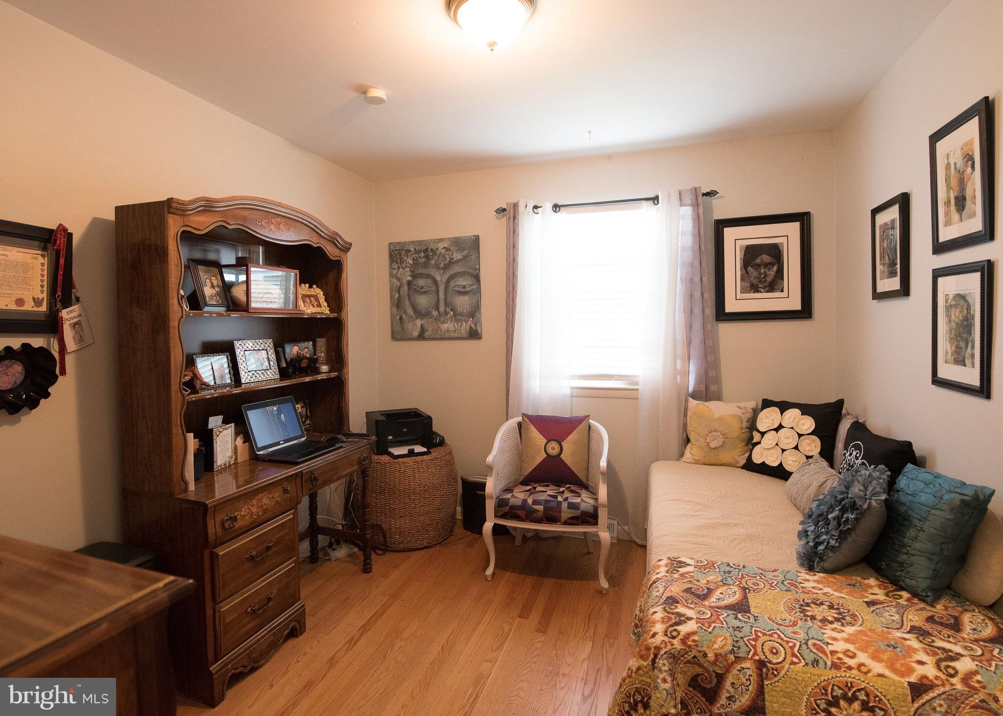 672 Glen Road Warminster, PA 18974 - Photo 12 of 26 Gallery Image 12