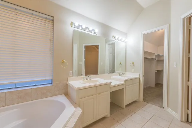 $2,800 | 516 Arcadia Drive, Keller, TX 76248