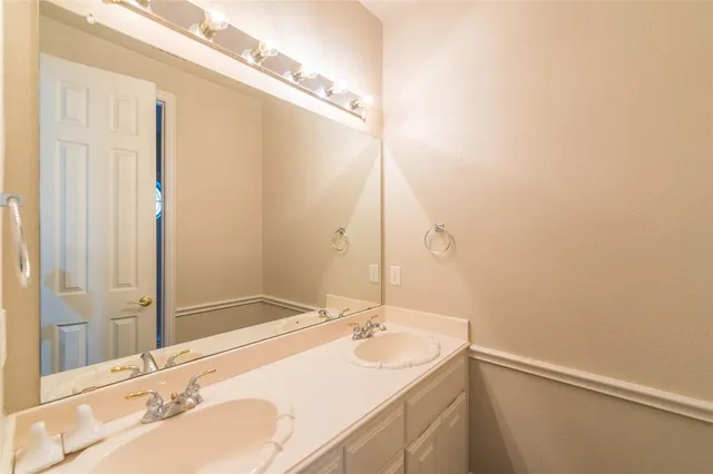 $2,800 | 516 Arcadia Drive, Keller, TX 76248