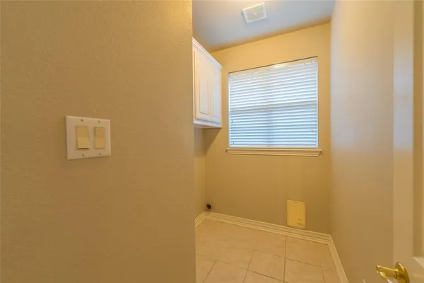 $2,800 | 516 Arcadia Drive, Keller, TX 76248