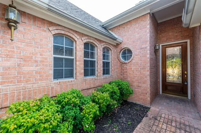 $2,800 | 516 Arcadia Drive, Keller, TX 76248