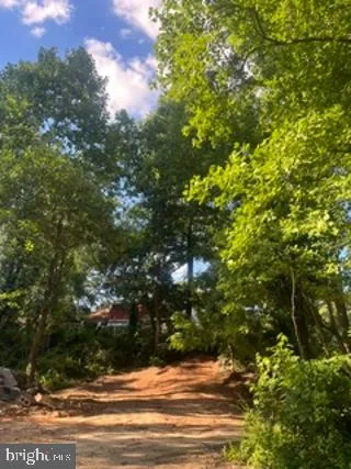 $389,900 | 7800 West Shore Road, Pasadena, MD 21122