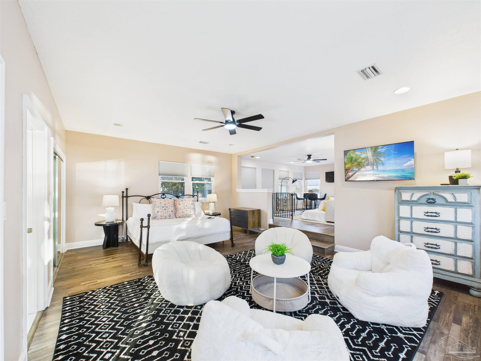 39 Mariners Lane Mary Esther, FL 32569 - Photo 17 of 70 a living room with furniture and a rug