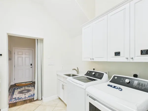 $2,399,000 | 39 Mariners Lane, Mary Esther, FL 32569