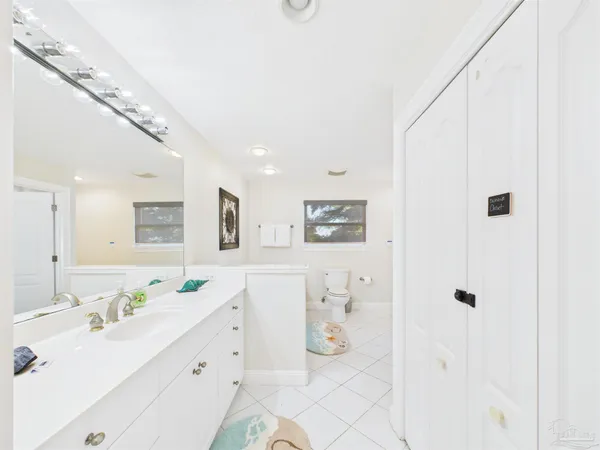 $2,399,000 | 39 Mariners Lane, Mary Esther, FL 32569