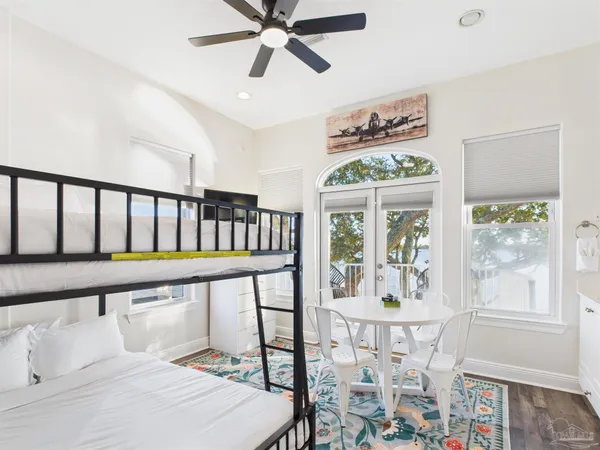 $2,399,000 | 39 Mariners Lane, Mary Esther, FL 32569