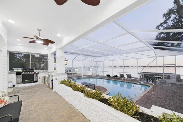 $2,399,000 | 39 Mariners Lane, Mary Esther, FL 32569