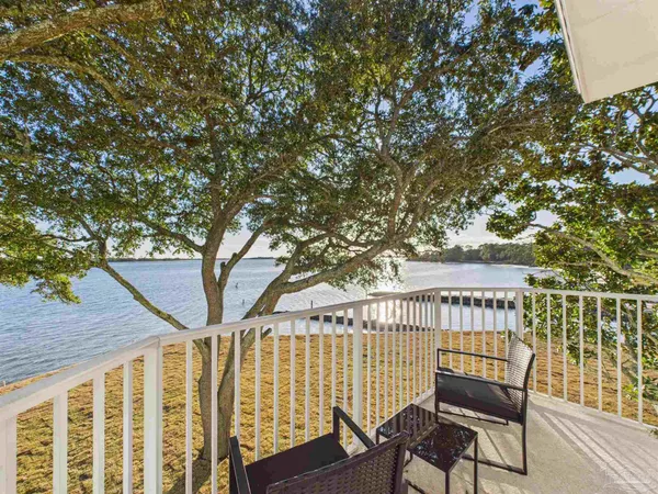 $2,399,000 | 39 Mariners Lane, Mary Esther, FL 32569