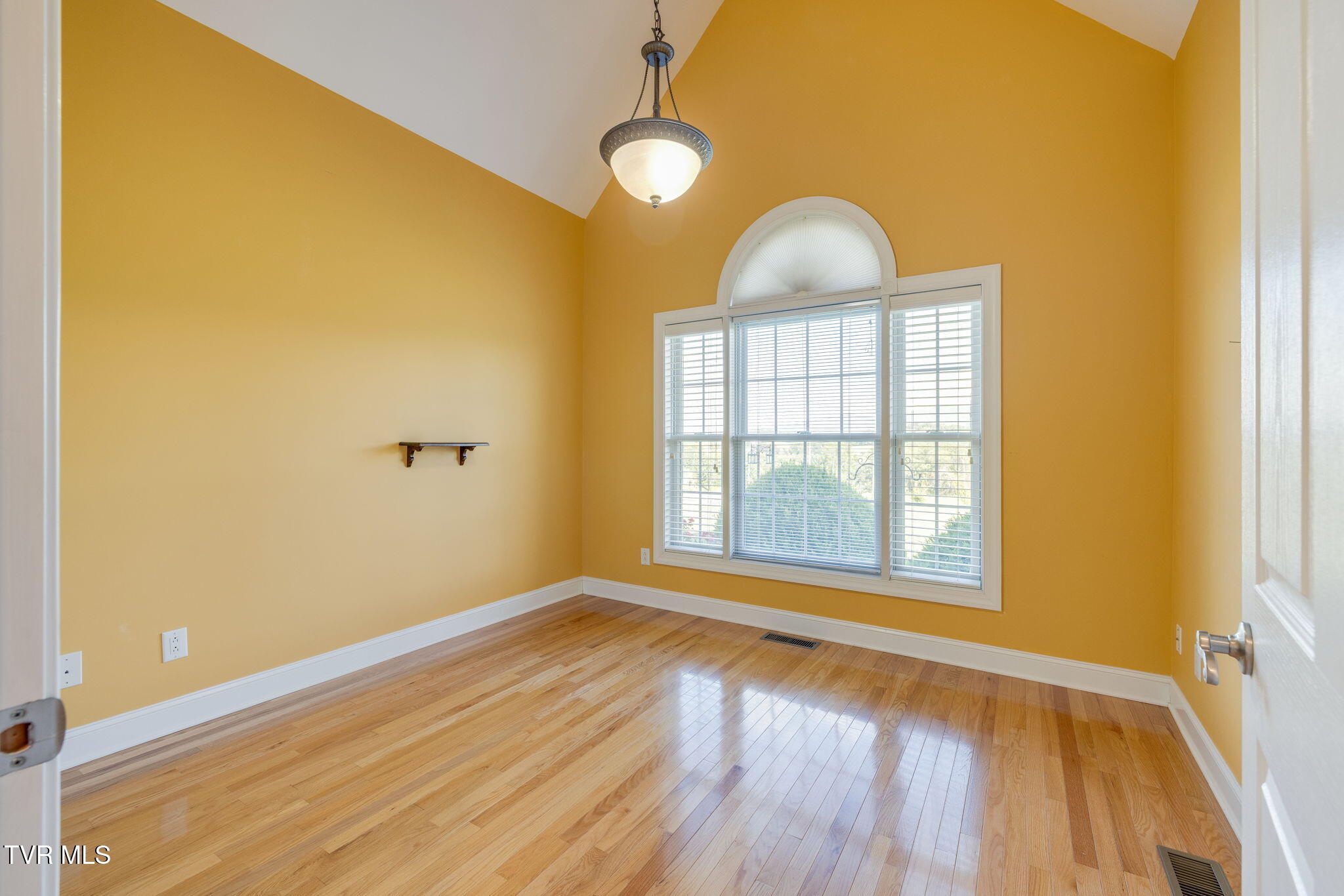 671 Old Embreeville Road Jonesborough, TN 37659 - Photo 31 of 69 030 (23)