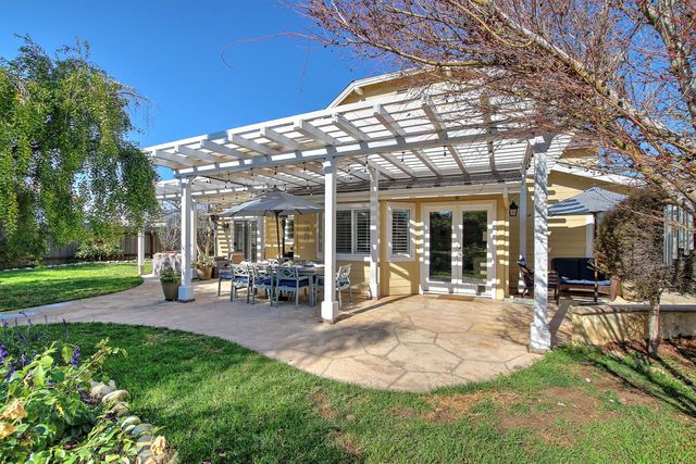 $1,942,500 | 5873 Via Fiori, Goleta, CA 93117