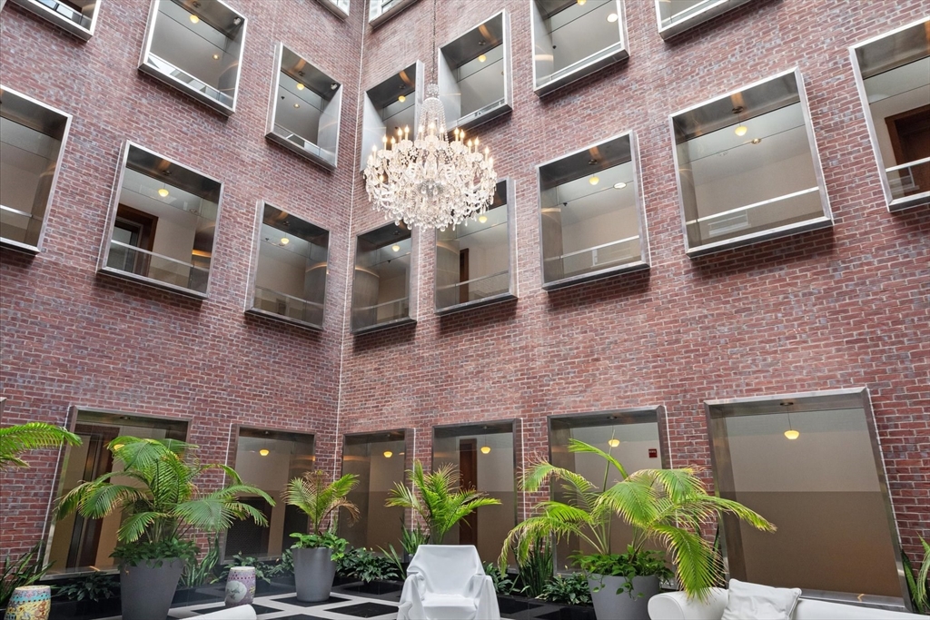 7 Warren Avenue, Unit 6 Boston, MA 02116 - Photo 33 of 33