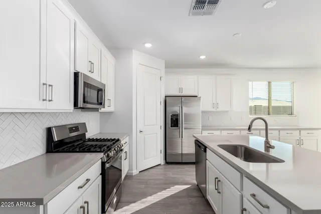 $2,800 | 5605 West Hopi Trail, Laveen, AZ 85339