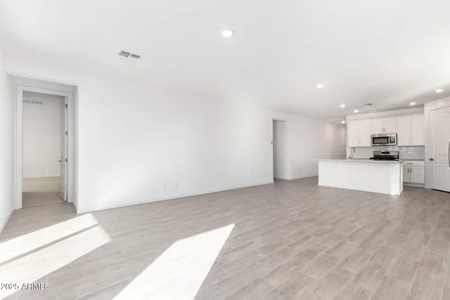 $2,800 | 5605 West Hopi Trail, Laveen, AZ 85339