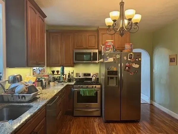 $3,200 | 59 Centre Street, Unit 2, Boston, MA 02124