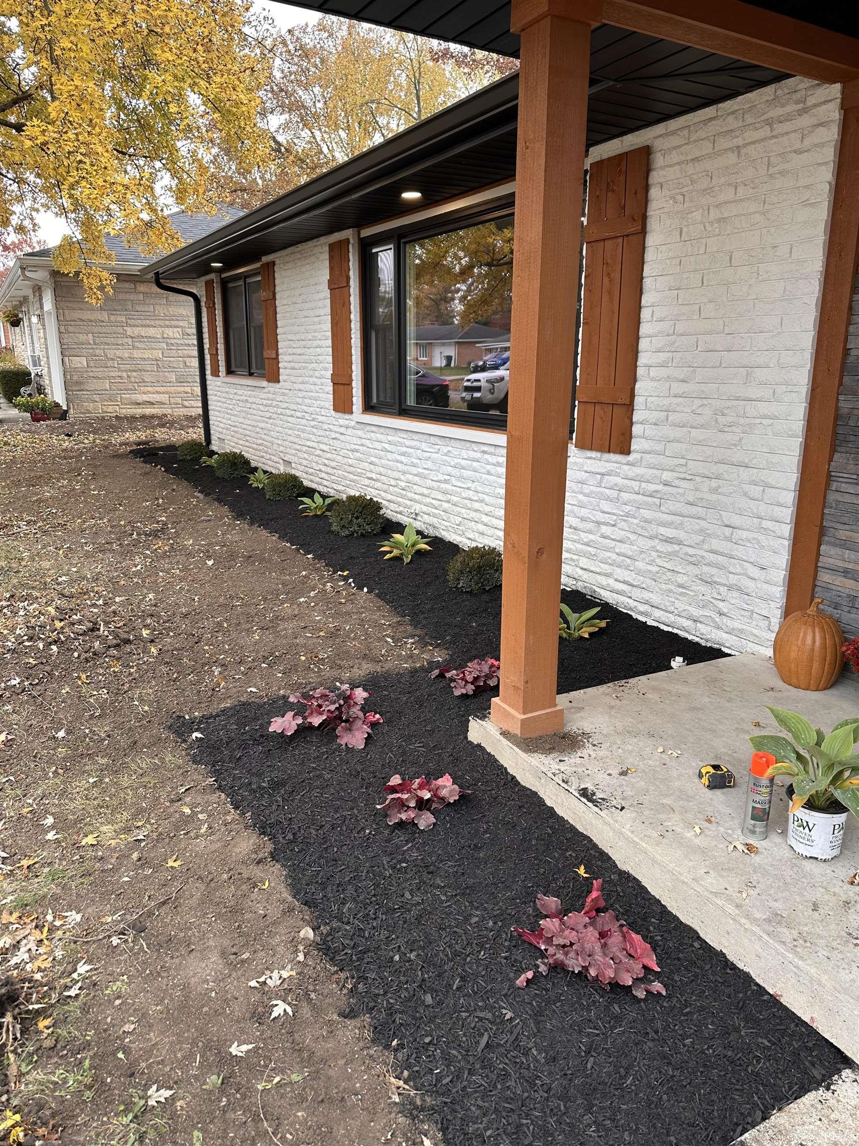 1305 North Greenbriar Road Muncie, IN 47304 - Photo 2 of 21