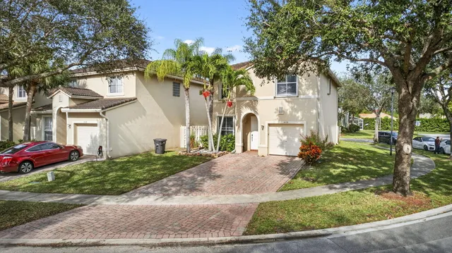 $470,000 | 4159 Lake Tahoe Circle, West Palm Beach, FL 33409
