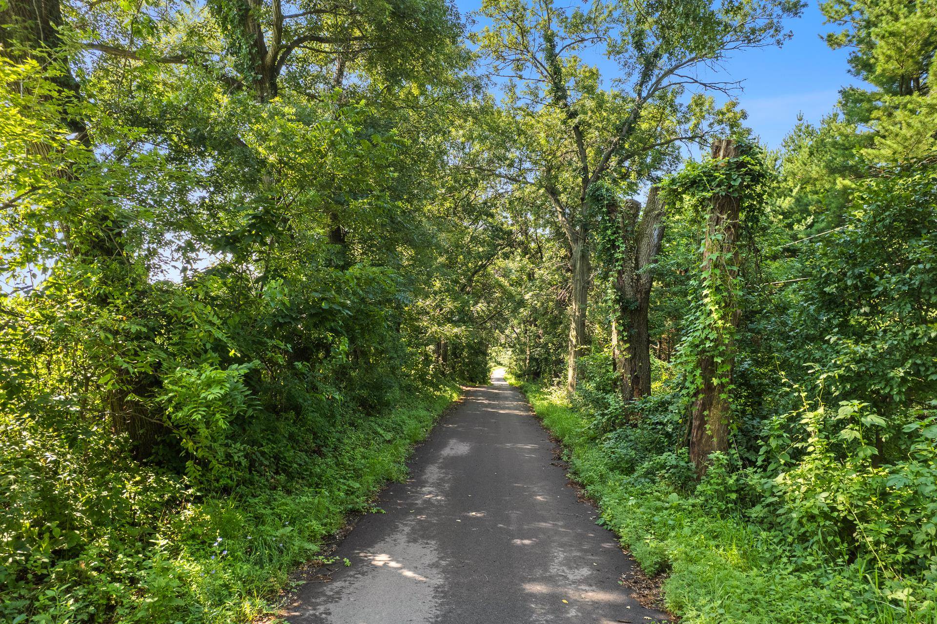 Riverside Verona, WI 53593 - Photo 19 of 37