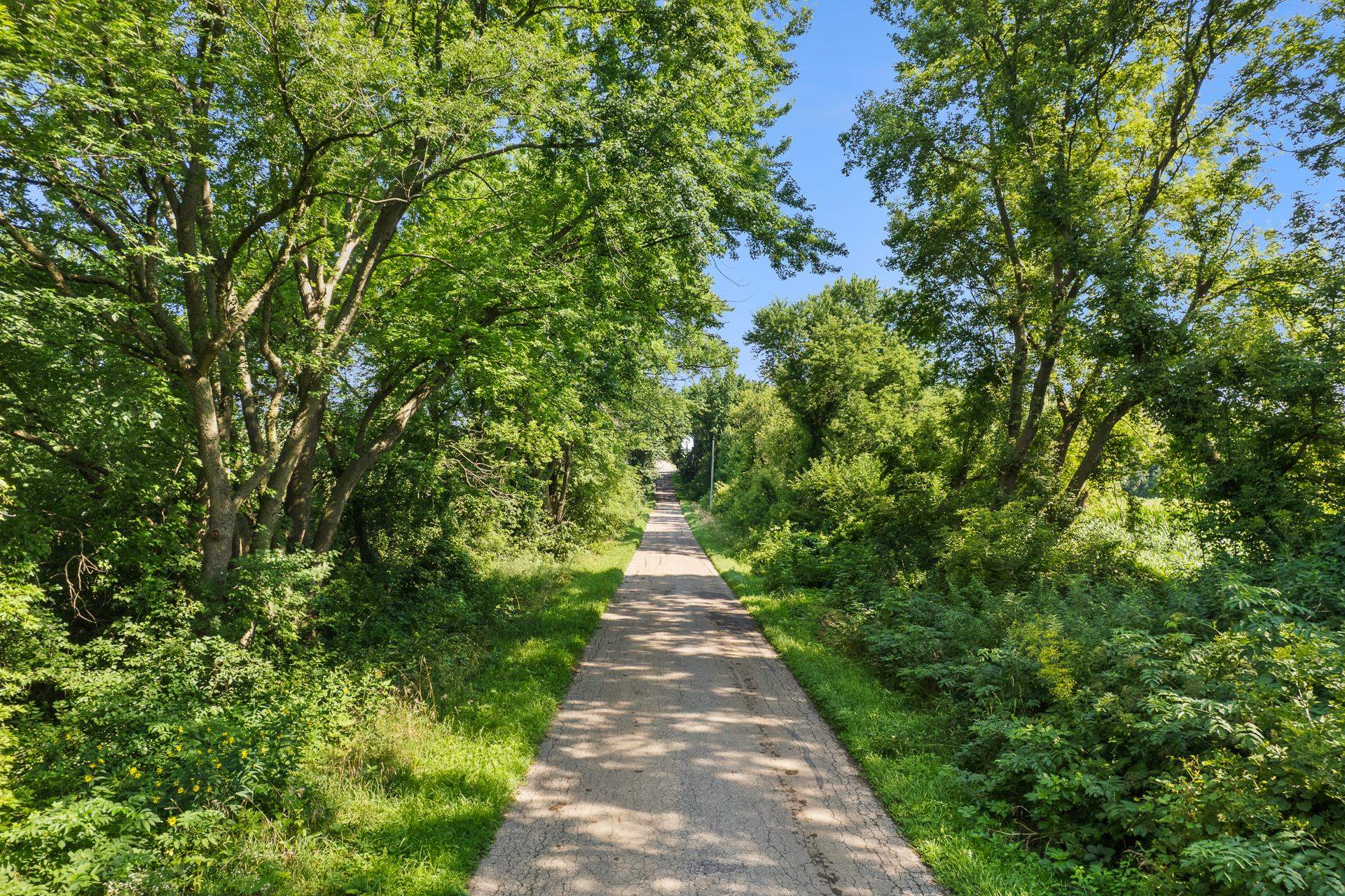 Riverside Verona, WI 53593 - Photo 21 of 37