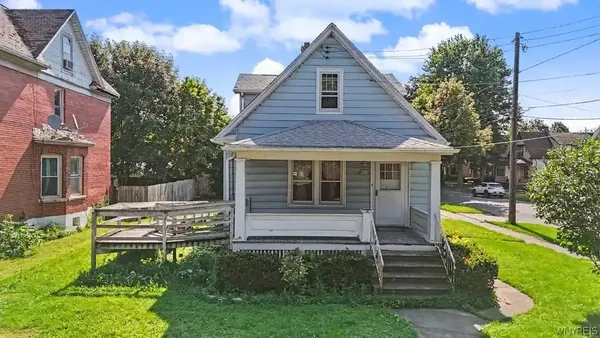 $135,000 | 457 27th Street, Niagara Falls, NY 14303