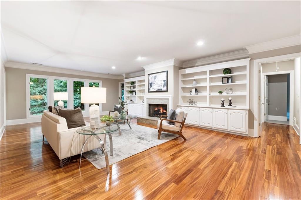 565 Flying Scot Way Alpharetta, GA 30005 - Photo 2 of 33