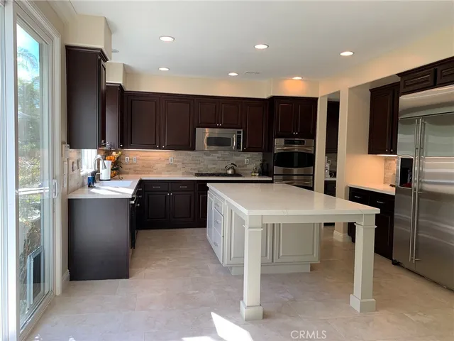 $7,950 | 11548 Santini Lane, Porter Ranch, CA 91326