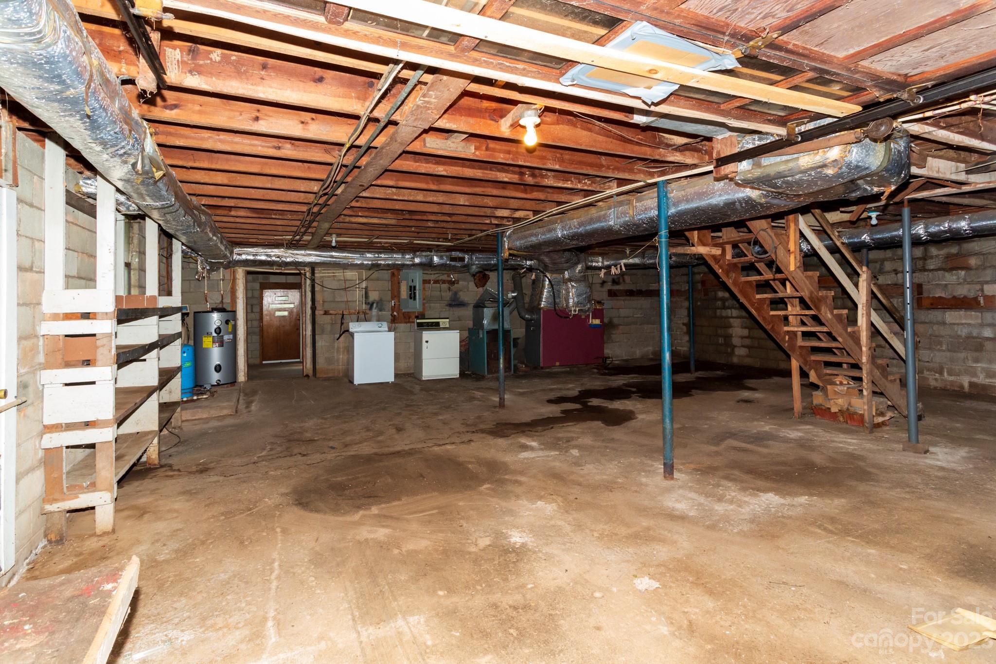89 Grassy View Road Candler, NC 28715 - Photo 23 of 30 Gallery Image 23