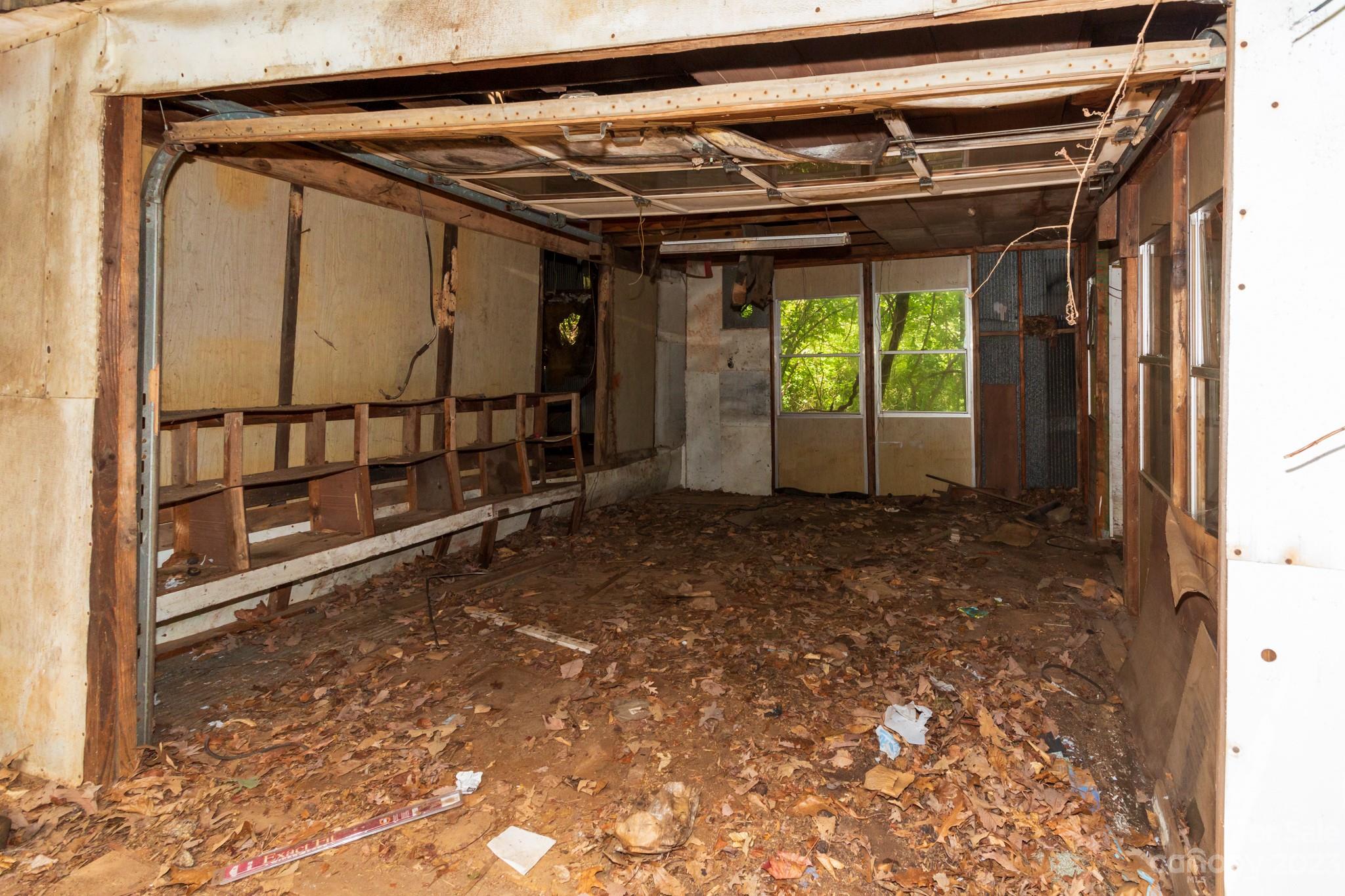 89 Grassy View Road Candler, NC 28715 - Photo 29 of 30 Gallery Image 29