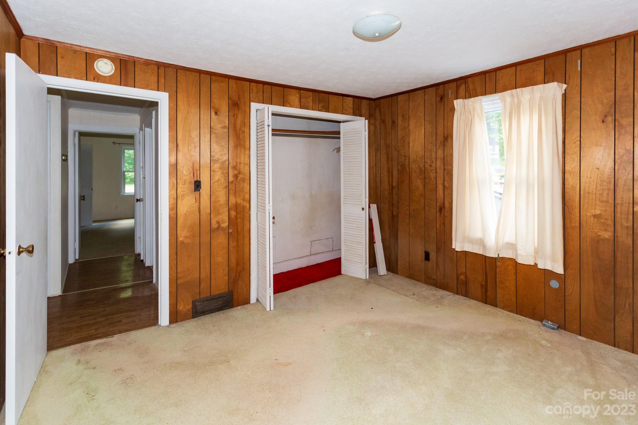 89 Grassy View Road Candler, NC 28715 - Photo 9 of 30 Gallery Image 9