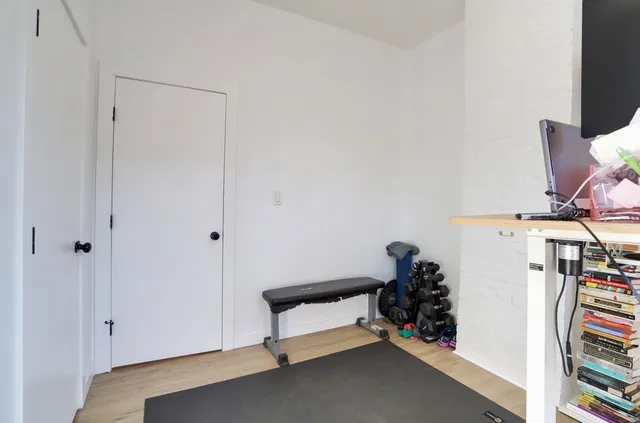 a close up view of a washer and dryer