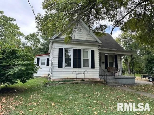 $69,900 | 636 North East Street, Jacksonville, IL 62650
