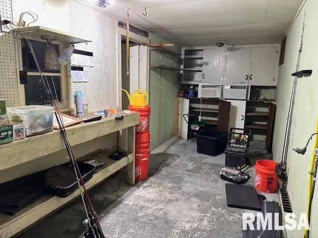 $69,900 | 636 North East Street, Jacksonville, IL 62650