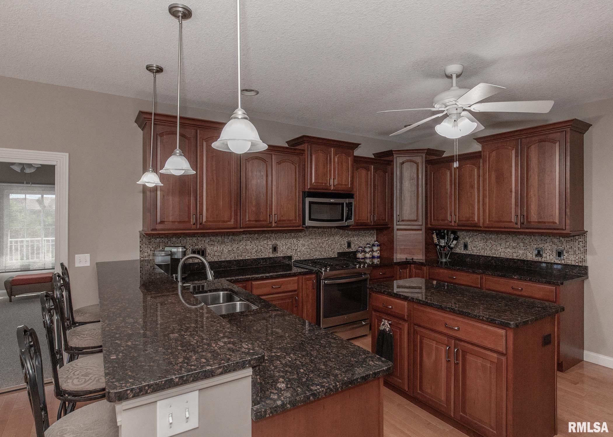 6307 Fairhaven Road Davenport, IA 52807 - Photo 12 of 54 Gallery Image 12
