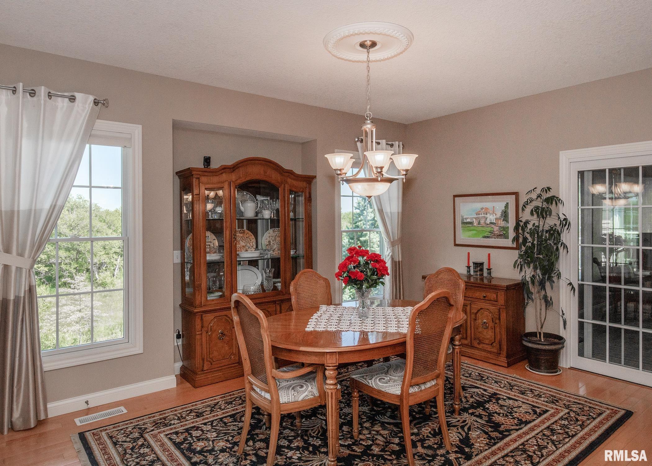 6307 Fairhaven Road Davenport, IA 52807 - Photo 14 of 54 Gallery Image 14