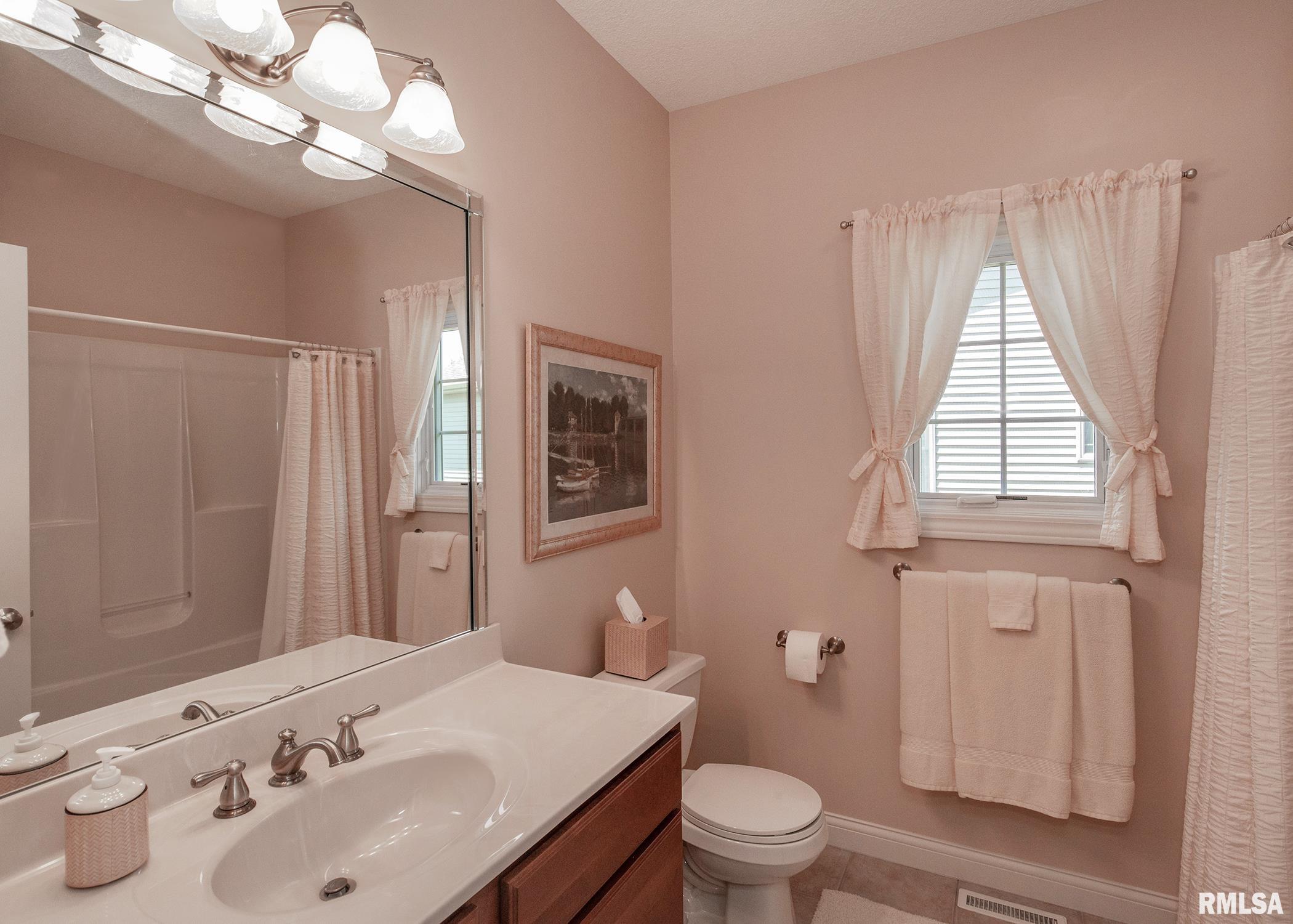 6307 Fairhaven Road Davenport, IA 52807 - Photo 26 of 54 Gallery Image 26