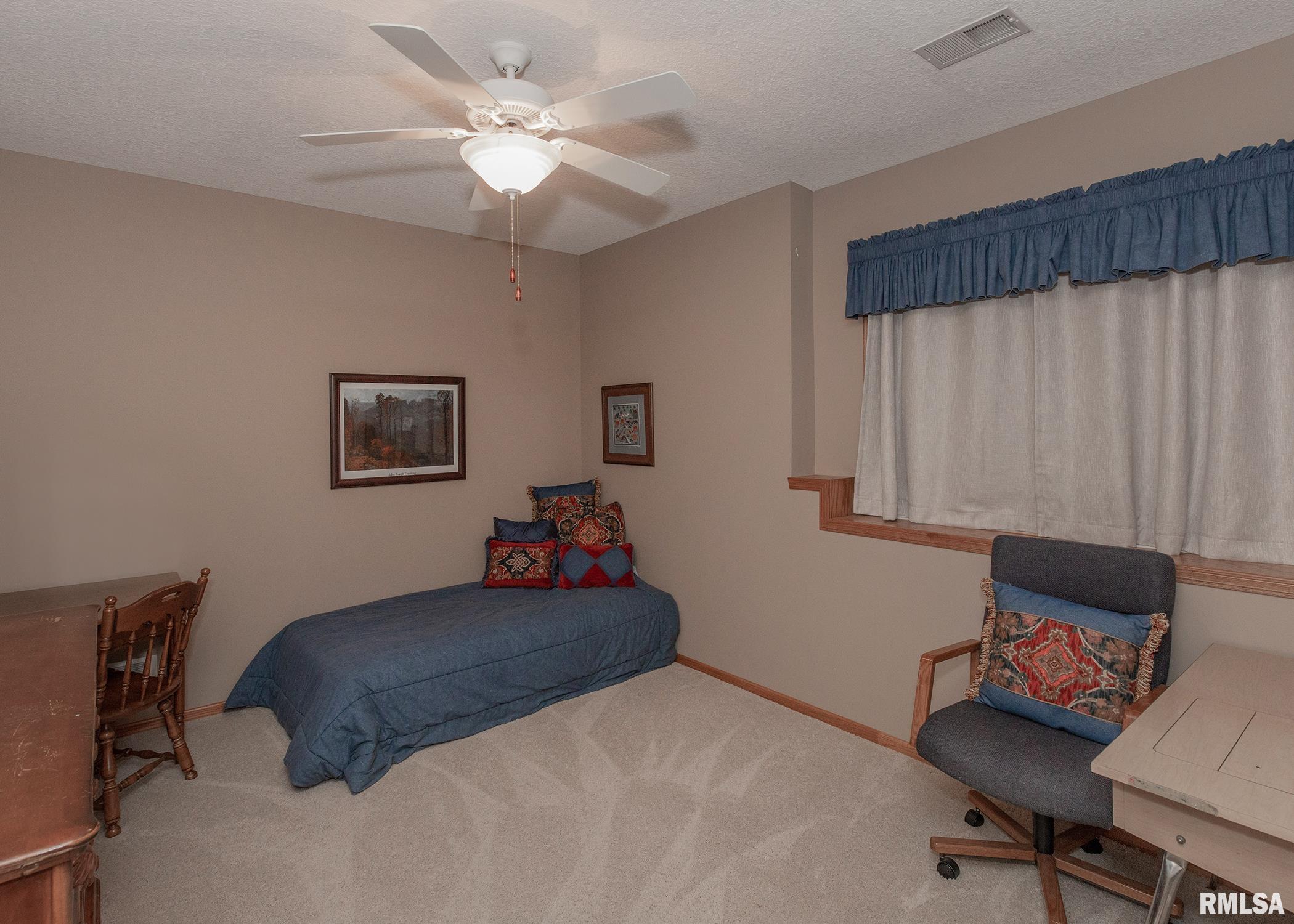 6307 Fairhaven Road Davenport, IA 52807 - Photo 49 of 54 Gallery Image 49