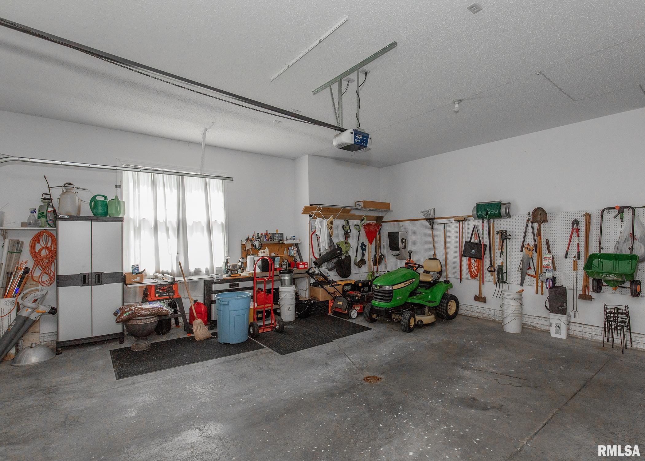 6307 Fairhaven Road Davenport, IA 52807 - Photo 54 of 54 Gallery Image 54